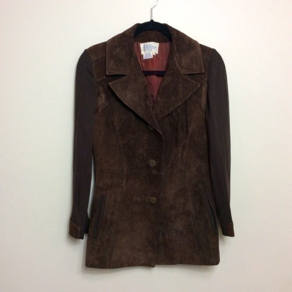1960s Penney’s brown suede leather jacket. Size 10